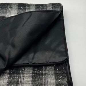Table Runner 72” flannel with glitter
